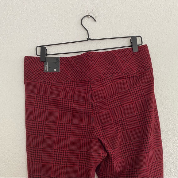 TORRID Women’s 0X Red Pull-up Legging Pant - Picture 2 of 9
